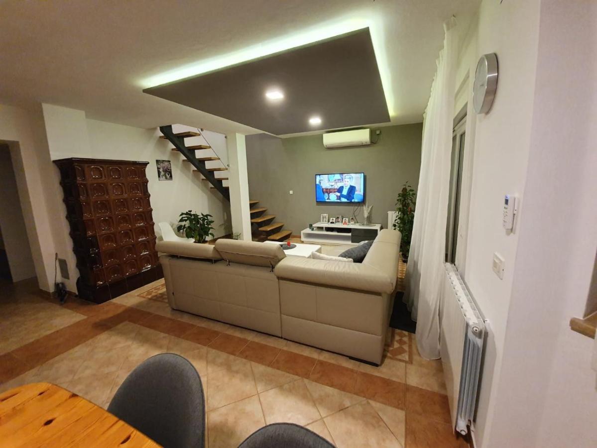 Holiday Home Nikol PUY Exterior foto