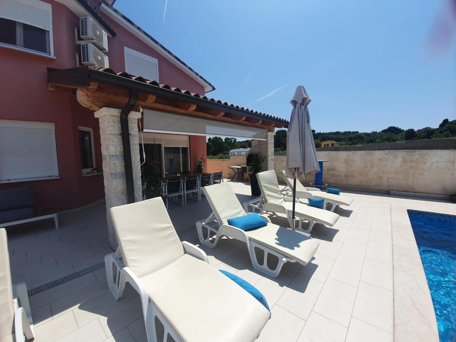 Holiday Home Nikol PUY Exterior foto